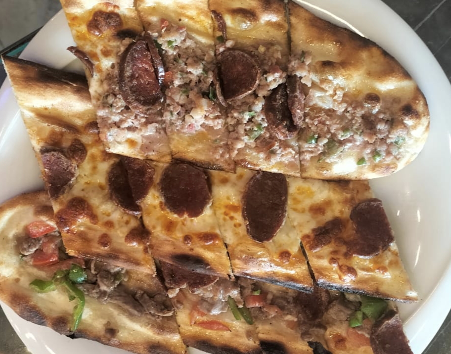 Karışık Pide