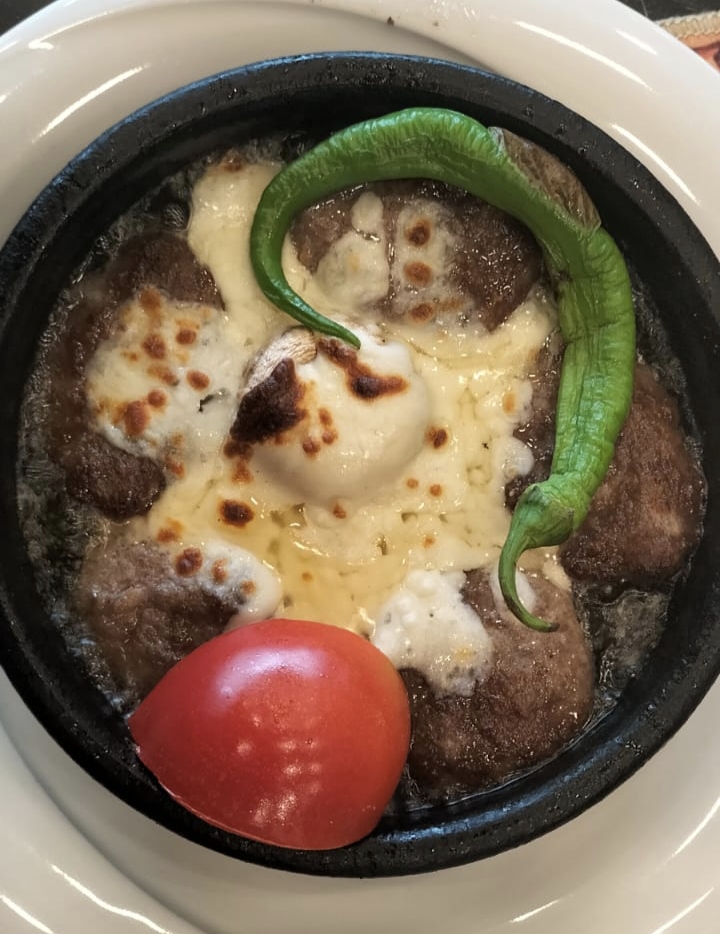 Kiremitte Köfte